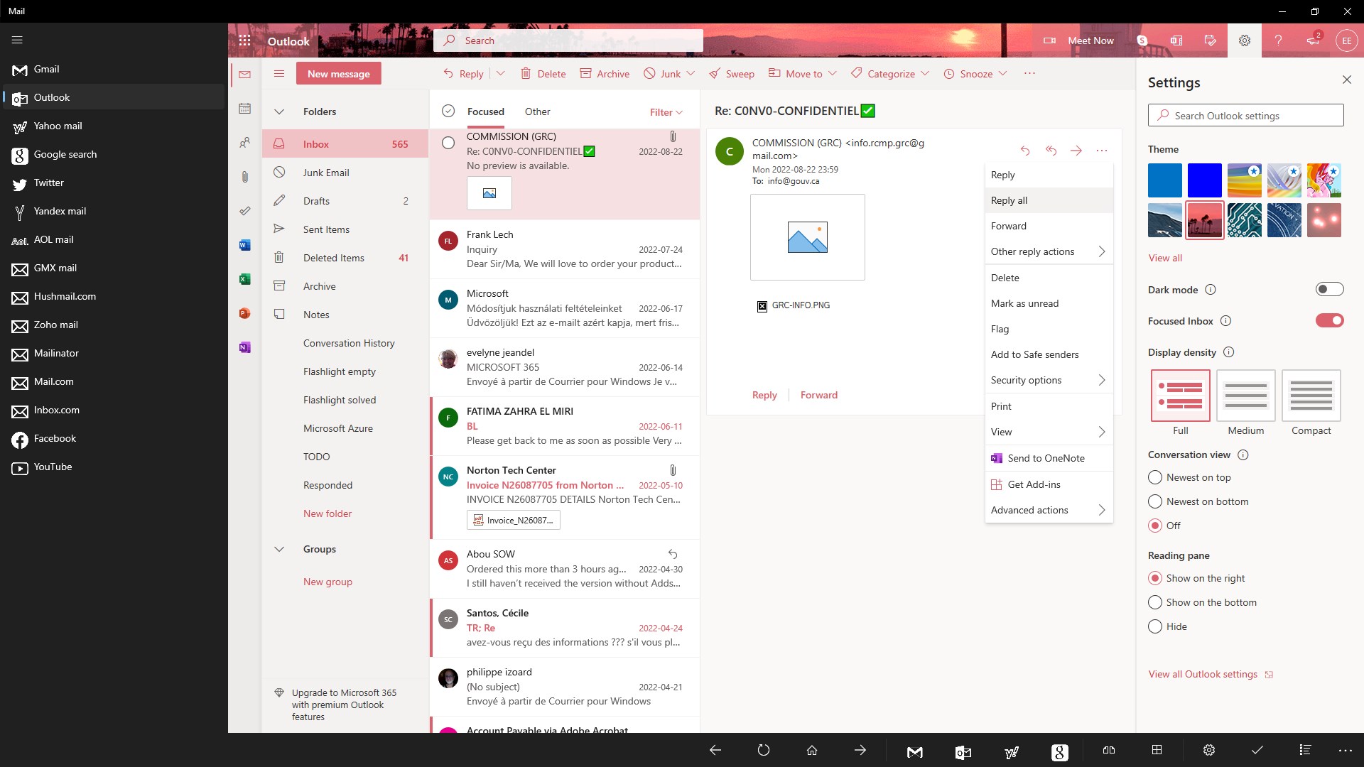 Outlook - in dark mode